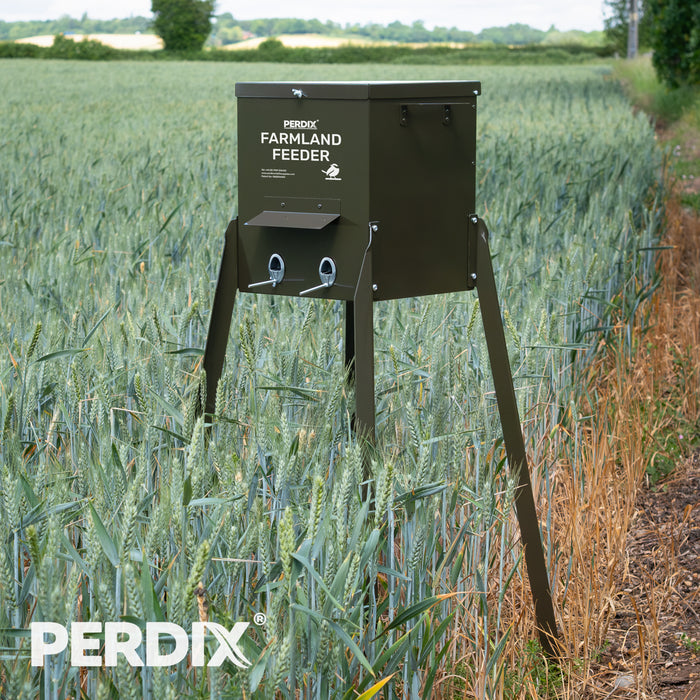 PERDIX Powder Coated Heavy Duty Farmland Feeder