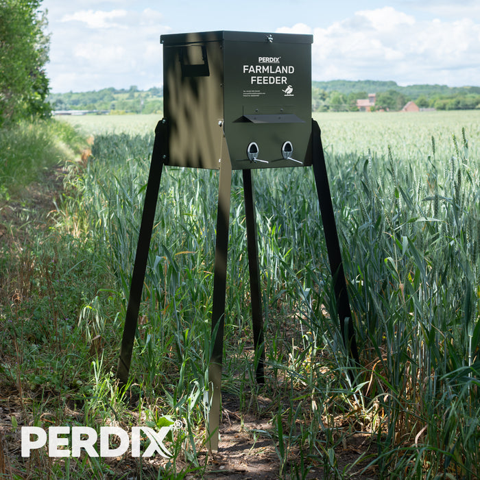 PERDIX Powder Coated Heavy Duty Farmland Feeder