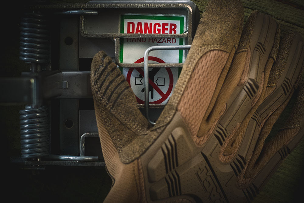We stock a wide range of work gloves for protecting against impacts, bites, sharps, cuts, snakes, needles, teeth and much more. Gloves are essential for those working with wild, farm and domestic animals to protect against Zoonoses 