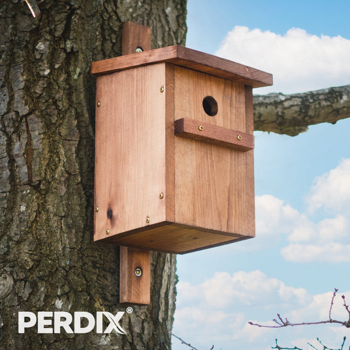 Our PERDIX Bird Box is a cost effective quality solution for encouraging wild birds onto your farm. Used in conjunction with our Farmland Feeders you will soon have a thriving bird population.