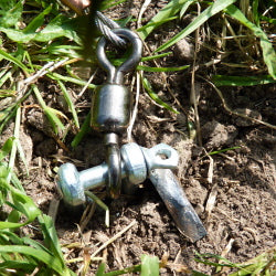 DBsnare end swivel connected to ground anchor